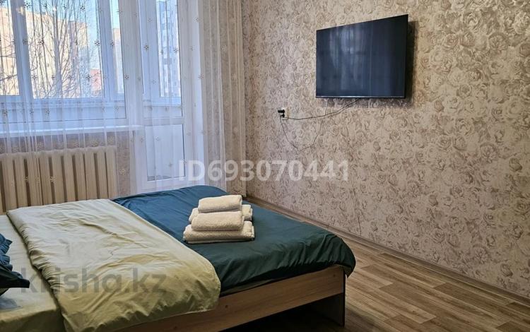 1-комнатная квартира, 34 м², 4/6 этаж посуточно, Естая 136 за 10 000 〒 в Павлодаре — фото 2