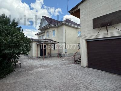 Отдельный дом · 7 комнат · 300 м² · 10 сот., Акжайык 35 — улица Акжайык на след улице находится зона отдыха Фазенда за 165 млн ₸ в Косшы