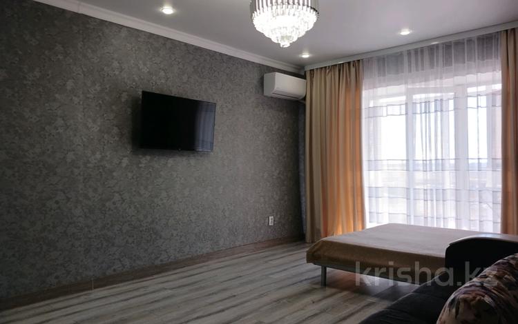 1-комнатная квартира · 42 м² · 5/9 этаж, мкр Юго-Восток, Муканова 84 — ЖК АСЕМ КАЛА за 14 000 ₸ в Караганде, Казыбек би р-н — фото 2