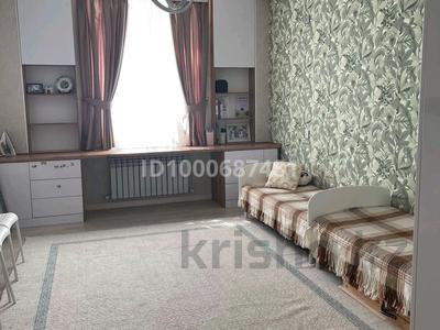 3-бөлмелі пәтер · 103 м² · 3 қабат, 18А мкр 10, бағасы: 55 млн ₸ в Актау
