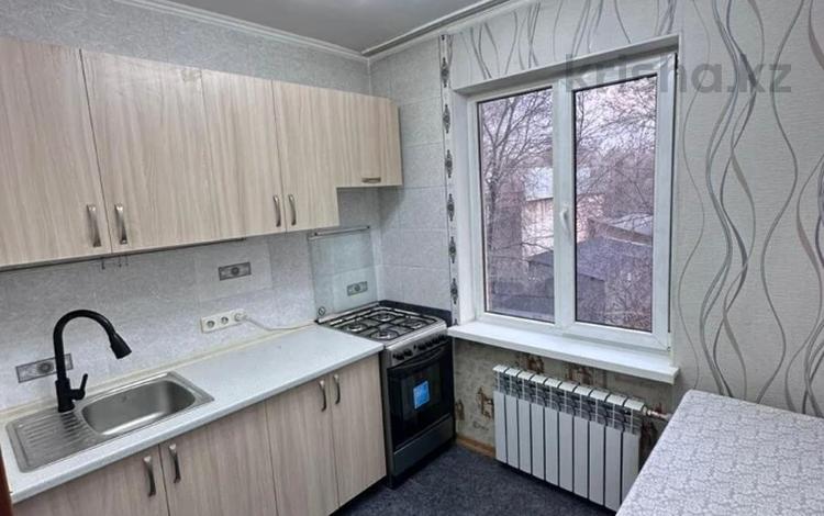 2-комнатная квартира · 43.4 м² · 3/3 этаж, мкр Кокжиек, мкр Кокжиек Талант — Нефтебаза за 23 млн ₸ в Алматы, Жетысуский р-н — фото 2