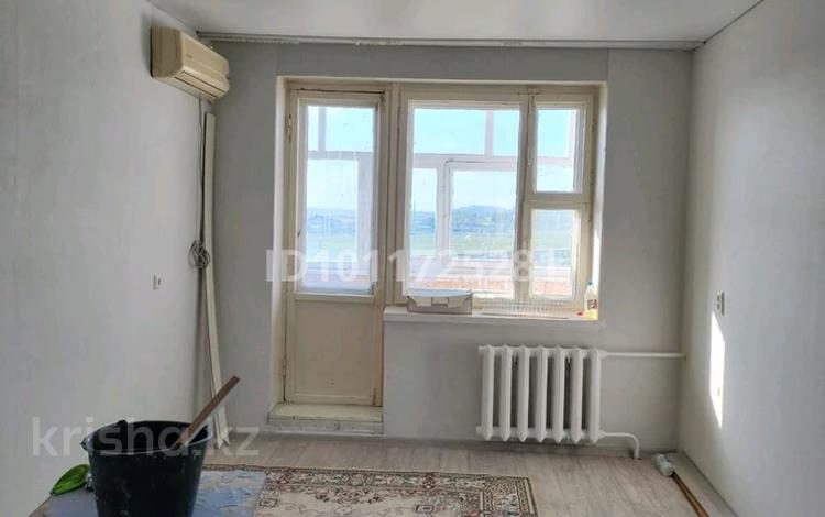 2-бөлмелі пәтер · 49.5 м² · 4/4 қабат, Железнодорожная 18, бағасы: 11.5 млн ₸ в Аксу — фото 2