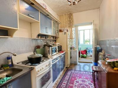 Продажа квартир в Жетысу обл.: 3-комнатная квартира · 59 м² · 1/5 этаж, Кабанбай батыр 135 за 23 млн 〒 3-комнатная квартира · 59 м² · 1/5 этаж, Кабанбай батыр 135 за 23 млн 〒 в Талдыкоргане