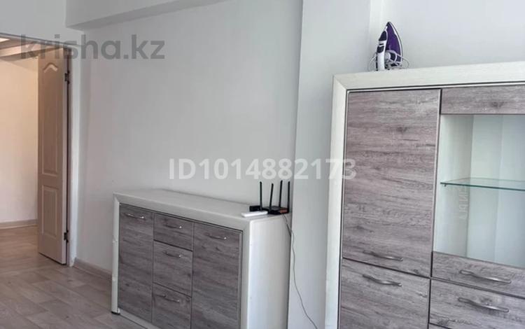 1-бөлмелі пәтер · 36.7 м² · 2/5 қабат, Кунаева 3/1, бағасы: 200 000 ₸ в Конаеве — фото 2