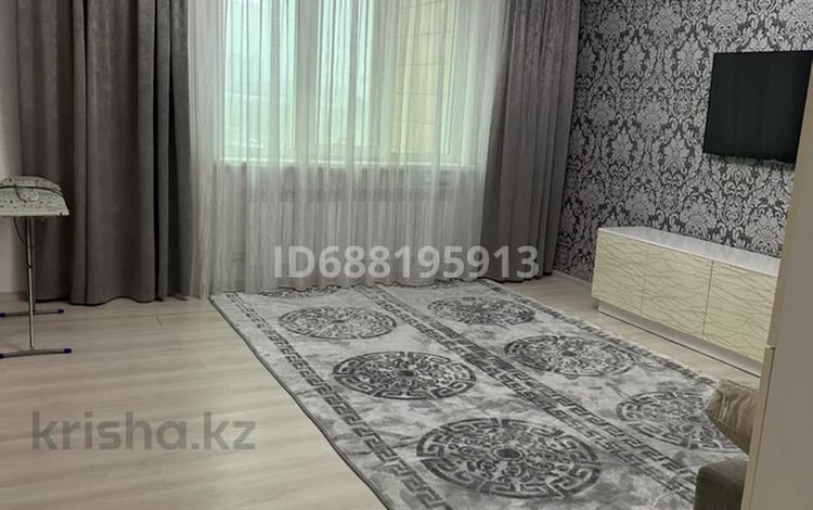 1-комнатная квартира · 43 м² · 7/15 этаж, Кабанбай батыра 48 — ЖК Времена года, Весна-1 за 280 000 ₸ в Астане, Нура р-н — фото 3