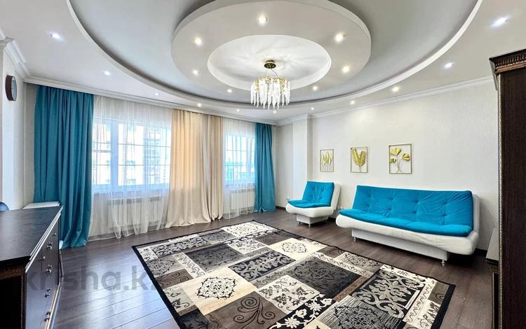 3-комнатная квартира · 137.7 м² · 9/18 этаж, Туркестан 2 за 70 млн ₸ в Астане, Есильский р-н — фото 2