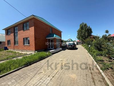Отдельный дом · 10 комнат · 262 м² · 10 сот., мкр Жастар 2 52 за 60.5 млн ₸ в Актобе, жилой массив Жанаконыс