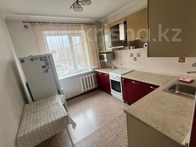 2-комнатная квартира, 53 м², 5/9 этаж, Майкудук, Мкр Голубые пруды 10 за 20 млн 〒 в Караганде, Алихана Бокейханова р-н