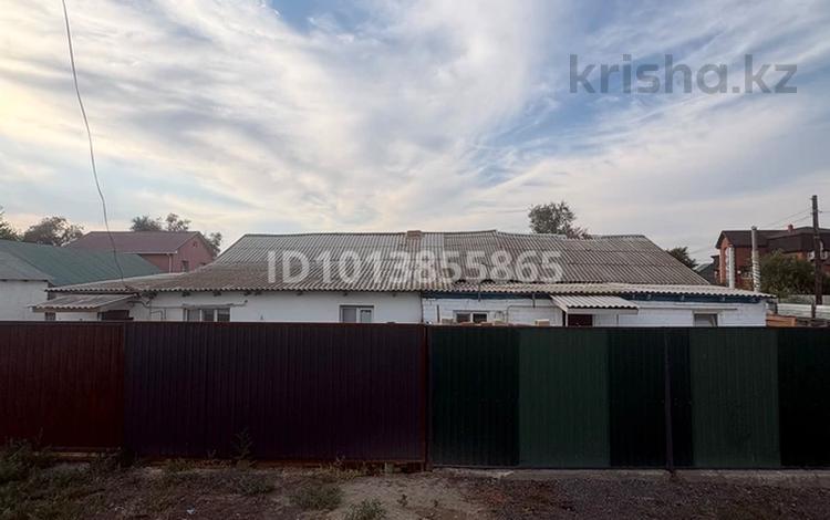 Часть дома · 3 комнаты · 100 м² · 5 сот., Белинский 8/1 — Возле первый участок за 15.5 млн ₸ в Атырау — фото 2