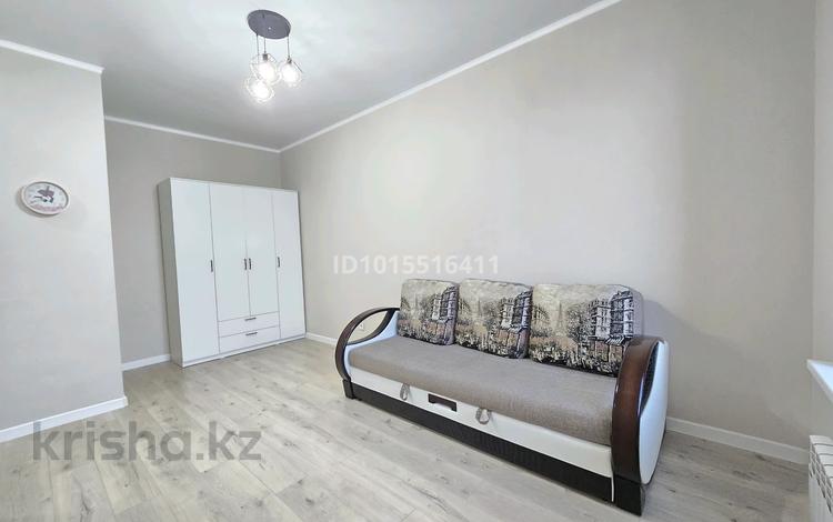 1-комнатная квартира · 36.9 м² · 7/9 этаж, А102 11 за 28.6 млн ₸ в Астане, Сарайшык р-н — фото 2