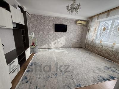 1-комнатная квартира · 35.8 м² · 3/3 этаж, Роза Багланова за 7 млн 〒 в Актобе, жилой массив Кирпичный