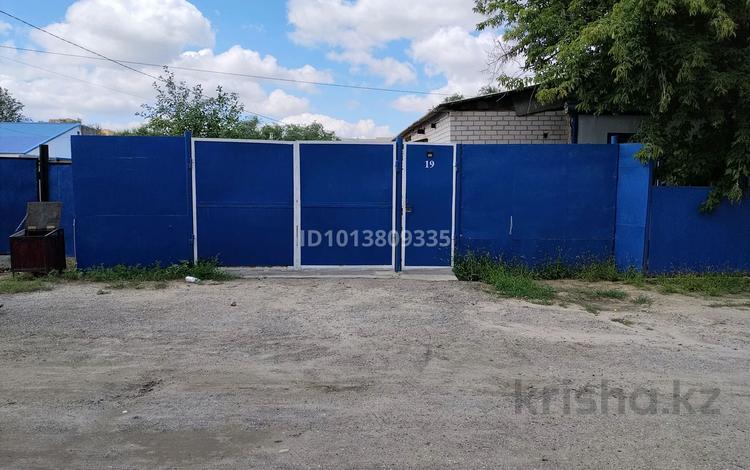 Жеке үй · 3 бөлме · 90 м² · 4 жүзд., Кузнечные ряды — Кобозева Жанкожа Батыра, бағасы: 15.5 млн ₸ в Актобе, мкр. Курмыш — фото 2