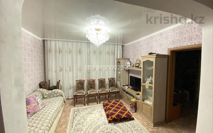 3-комнатная квартира · 53 м² · 1/2 этаж, Ауэзова 102 11 за 15 млн ₸ в Семее — фото 2