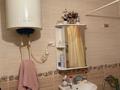 3-бөлмелі пәтер · 55 м² · 4/5 қабат, Мануильского 21, бағасы: 12.5 млн ₸ в Караганде, Алихана Бокейханова р-н — фото 7