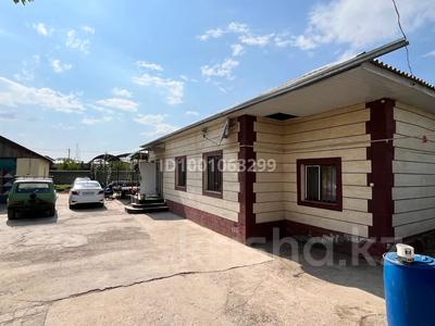 Отдельный дом · 4 комнаты · 150 м² · 15 сот., Қарақыз Монтаева 31 — Дом находиться рядом школа «123 Самал» за 30 млн 〒 в Сарыагаш