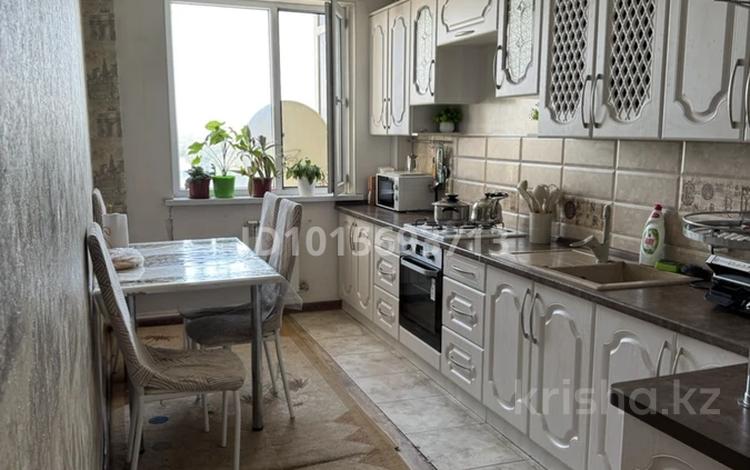 2-бөлмелі пәтер · 80 м² · 6/10 қабат, 18-й микрорайон 78А, бағасы: 38 млн ₸ в Шымкенте, Енбекшинский р-н — фото 2