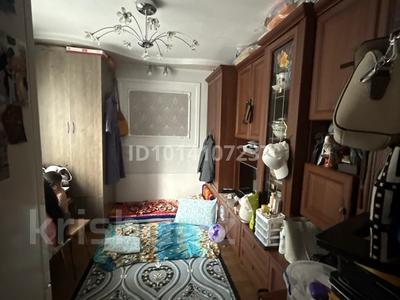 1-бөлмелі пәтер · 11 м² · 3/4 қабат, Таугүл-1 ш/а. 6/2, бағасы: 15 млн ₸ в Алматы, Ауэзовский р-н