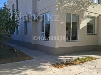 Отдельный дом · 6 комнат · 399 м² · 6.6 сот., мкр Наурыз , улица Байыркум 66 — Уг. ул. Мынжылкы за 700 000 ₸ в Шымкенте, Туран р-н