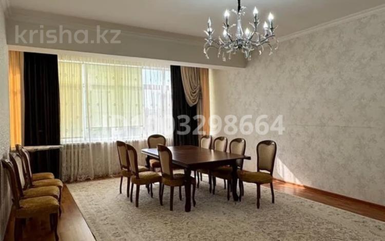 3-комнатная квартира · 152 м² · 5/5 этаж, 2 переулок казыбек би 16А за 48 млн 〒 в Таразе — фото 2