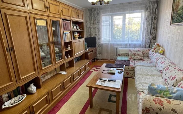 3-бөлмелі пәтер, 61 м², 4/5 қабат, Б. Независимости 23, бағасы: 12 млн 〒 в Темиртау — фото 2