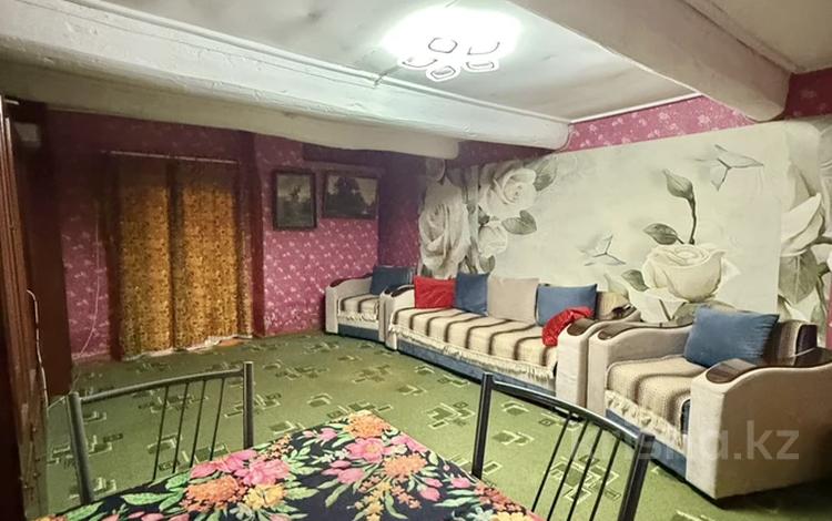 Отдельный дом · 2 комнаты · 65.6 м² · 7.26 сот., Луговая 59 за 11 млн ₸ в Уральске — фото 2