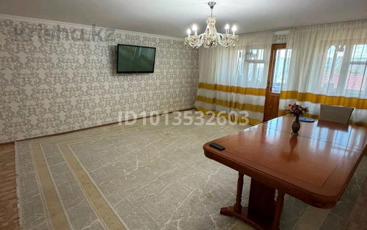 4-бөлмелі пәтер · 124 м² · 3/9 қабат, Ескі қала, бағасы: 30 млн ₸ в Актобе, Старый город — фото 4