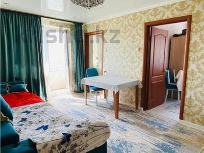 4-комнатная квартира · 59 м² · 5/5 этаж, Майкудук, 16й микрорайон за 13 млн ₸ в Караганде, Алихана Бокейханова р-н