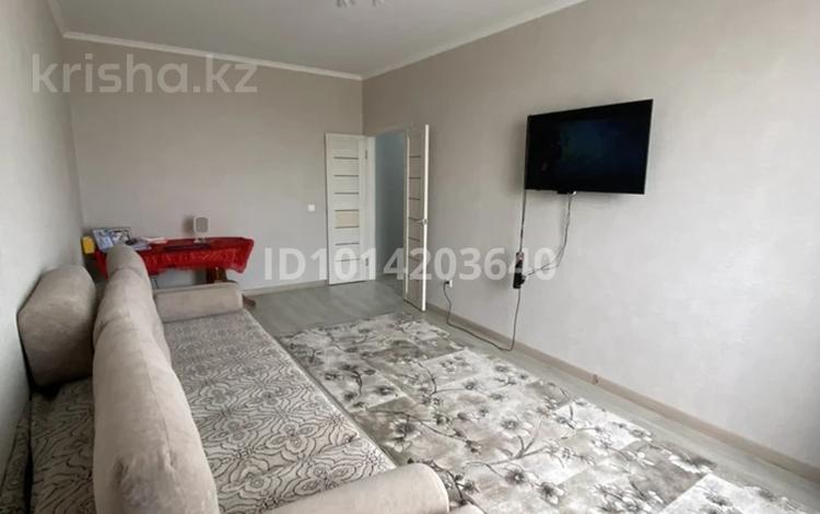 2-комнатная квартира · 63 м² · 4/9 этаж, Е-117 33 за 300 000 ₸ в Астане, Есильский р-н — фото 2