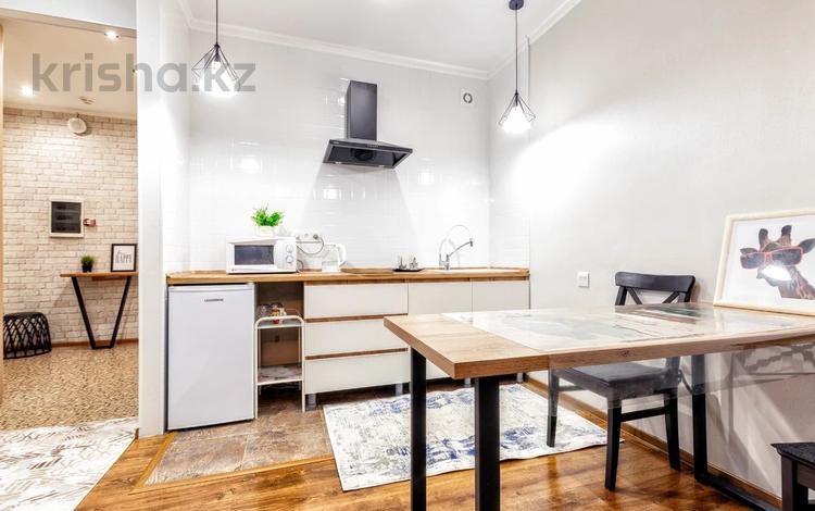 1-комнатная квартира · 40 м² · 35/36 этаж, Достык 5 за 17 000 ₸ в Астане, Есильский р-н — фото 2