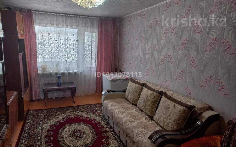 2-бөлмелі пәтер · 49 м² · 3/5 қабат, ул. 40-летия Победы 60, бағасы: 7.6 млн ₸ в Шахтинске — фото 2