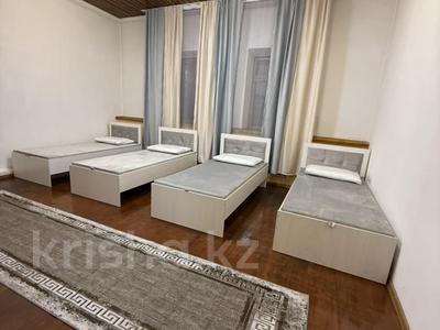 4 комнаты · 500 м², Кастеева 21 за 80 000 ₸ в Алматы, Медеуский р-н