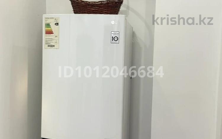 1-бөлмелі пәтер · 35 м² · 4/5 қабат, мкр Рахат, Аскарова 11 — Кок дала, бағасы: 30 млн ₸ в Алматы, Наурызбайский р-н — фото 2