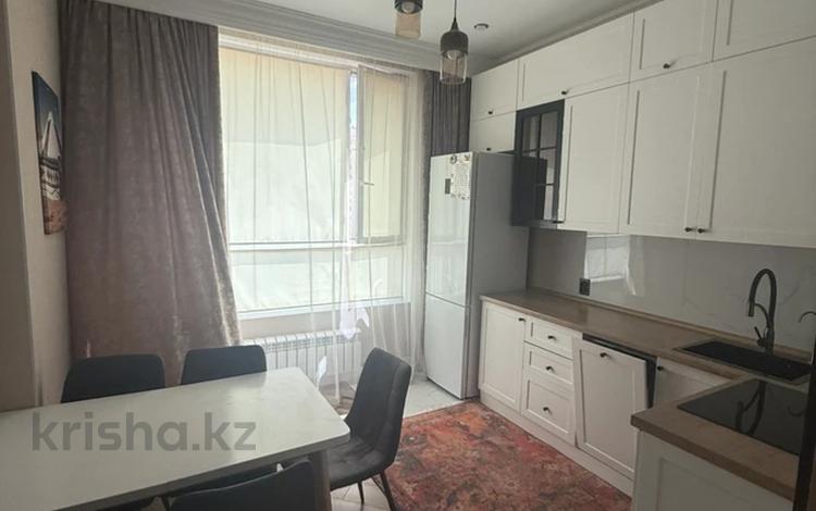 2-комнатная квартира · 63 м² · 6/12 этаж, Санжара Асфендиярова 1 за 320 000 ₸ в Астане, Нура р-н — фото 2