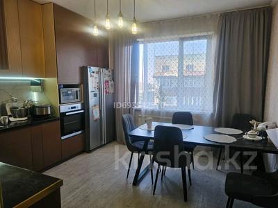 3-комнатная квартира · 103 м² · 9/9 этаж, мкр Аксай-1А, Мкр. Аксай 28 — Момышулы-Райымбека за 47 млн ₸ в Алматы, Ауэзовский р-н