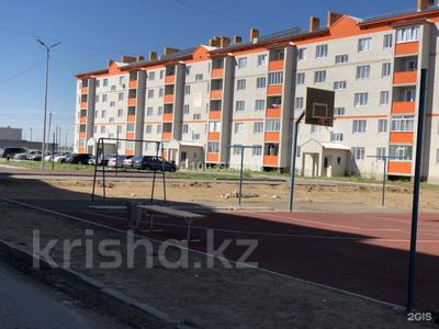 2-комнатная квартира · 55.7 м² · 1/5 этаж, Улица Строителей 42 — Рядом поликлиника , школа , детский сад 24,балапан за 15.5 млн 〒 в Аксу