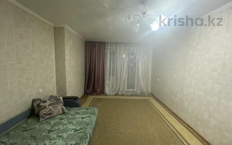 1-комнатная квартира, 45 м², 4/9 этаж помесячно, Назарбаева за 80 000 〒 в Талдыкоргане — фото 2