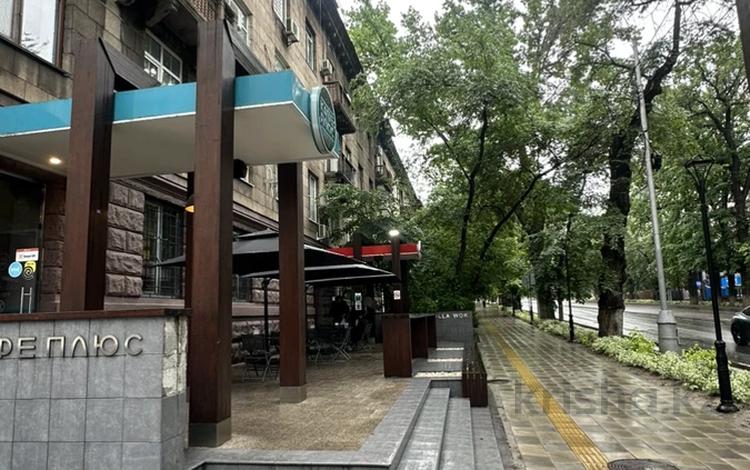 3-комнатная квартира · 75.3 м² · 3/3 этаж, Желтоксан 144 — Кабанбай батыра за 76 млн ₸ в Алматы, Алмалинский р-н — фото 2