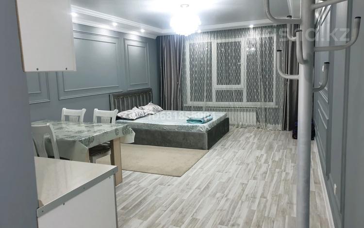 1-комнатная квартира · 30 м² · 7/9 этаж, мкр Аккент за 15 000 ₸ в Алматы, Алатауский р-н — фото 2