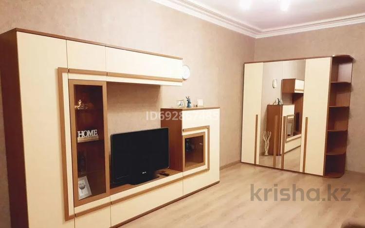 1-бөлмелі пәтер, 42 м², 4/8 қабат ай сайын, Санкибай батыра, бағасы: 130 000 〒 в Актобе — фото 2