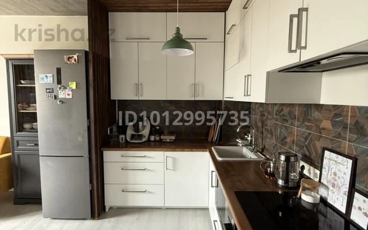 3-комнатная квартира · 81 м² · 5/10 этаж, Назарбаева 36 за 500 000 ₸ в Алматы, Медеуский р-н — фото 2