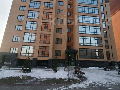 3-бөлмелі пәтер, 80.7 м², 4/10 қабат, назарбаева 125, бағасы: 30.3 млн 〒 в Кокшетау