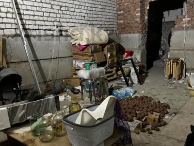 Еркін, кеңселер, қоймалар · 30.6 м², бағасы: ~ 3.7 млн ₸ в Уральске, мкр 4