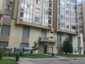 1-бөлмелі пәтер · 43 м² · 3/10 қабат, Ақсай-5 ш/а., мкр Аксай, Б. Момышулы 25, бағасы: 33 млн ₸ в Алматы, Ауэзовский р-н