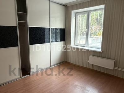3-комнатная квартира · 70 м² · 2/5 этаж, Казбек би 144а за 160 000 ₸ в Таразе