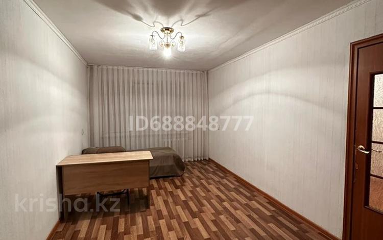 3-комнатная квартира, 59.4 м², 3/5 этаж, Гагарина 83 за 16.9 млн 〒 в Павлодаре — фото 2