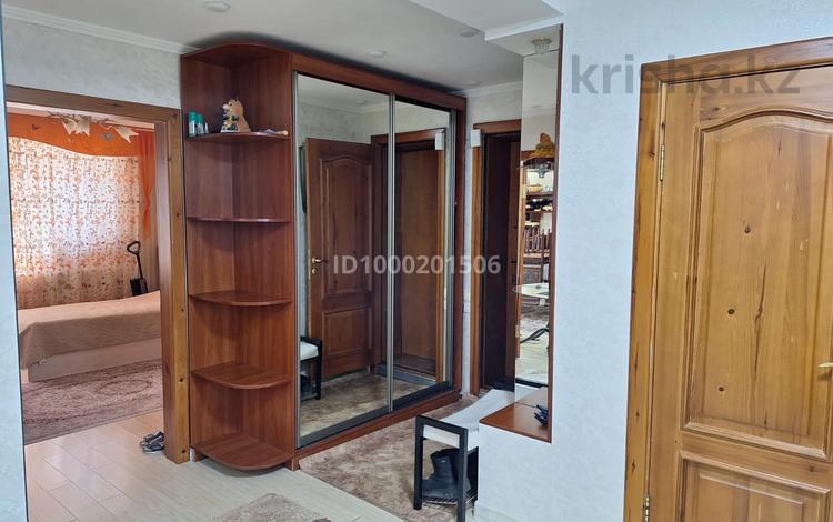 4-комнатная квартира · 120 м² · 2/3 этаж, Абая 49 — Абая-некрасова за 57 млн ₸ в Жезказгане — фото 2