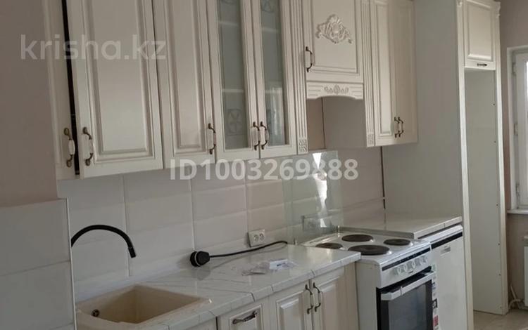 3-комнатная квартира · 82 м² · 10/12 этаж, Назарбаева за 45 млн 〒 в Талдыкоргане, Каратал — фото 2