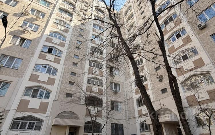 1-бөлмелі пәтер · 40 м² · 7/9 қабат, мкр Аксай-4 — Жубанова, бағасы: 27.5 млн ₸ в Алматы, Ауэзовский р-н — фото 2
