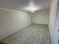 2-бөлмелі пәтер · 43 м² · 3/5 қабат, 14-шағынаудан, бағасы: 10 млн ₸ в Караганде, Алихана Бокейханова р-н — фото 2