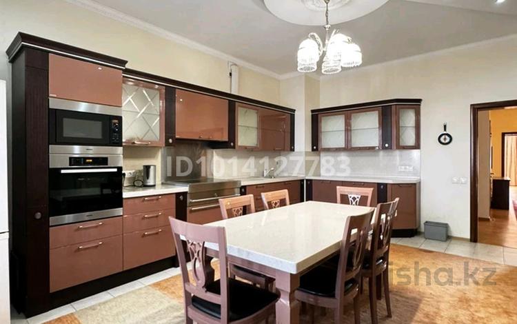 3-комнатная квартира · 194 м² · 4/4 этаж, Аягоз 1 за 650 000 ₸ в Астане, Есильский р-н — фото 3